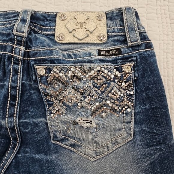 Miss Me Signature Boot Cut Rhinestone Jeans Women's 29 (29x32) EUC Bling Cross - Picture 13 of 16